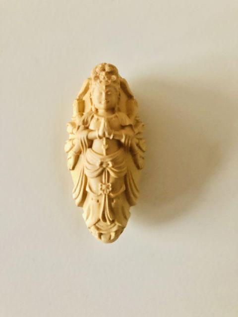 送料無料 柘植 木彫根付 千手観音 < インテリア/ライフ  送料無料 柘植 木彫根付 千手観音 < インテリア/ライフの