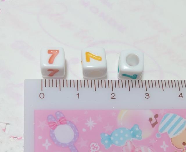★ハンドメイド素材★数字キューブビーズ【7】9個 < ペット/手芸/園芸  ★ハンドメイド素材★数字キューブビーズ【7】9個 < ペット/手芸/園芸の