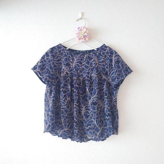 美品 ZARA BASIC レーストップス サイズS < ブランド  美品 ZARA BASIC レーストップス サイズS  < ブランドの