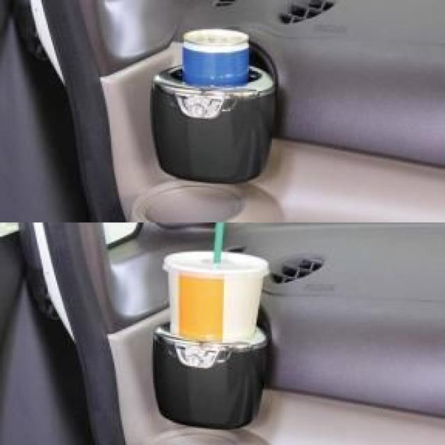 ディズニー【ミッキー】可愛い♪スワロフスキー・クリスタル使用 ACエアコン ドリンクホルダー < 自動車/バイク ディズニー【ミッキー】可愛い♪スワロフスキー・クリスタル使用 ACエアコン ドリンクホルダー < 自動車/バイク