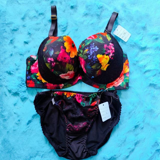 激カワッ。。。F80×L。。。ブラックレース×フラワー柄ブラジャー&ショーツセット。。グラマー大きいサイズヴィヴィッドカラー < 女性ファッション  激カワッ。。。F80×L。。。ブラックレース×フラワー柄ブラジャー&ショーツセット。。グラマー大きいサイズヴィヴィッドカラー  < 女性ファッションの