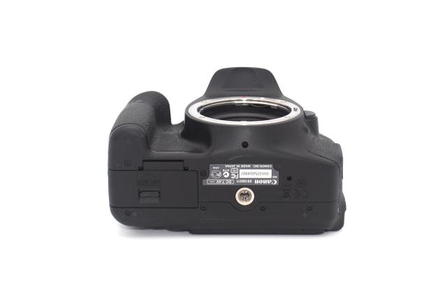 ɂ₷yʃ{fBCanon Kiss X5 {fB  Ɠd/AV 