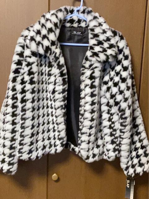 新品 SLAP★フェイクファーコート レディース 千鳥格子 模様 柄 可愛い M L < 女性ファッション 新品 SLAP★フェイクファーコート レディース 千鳥格子 模様 柄 可愛い M L < 女性ファッションの