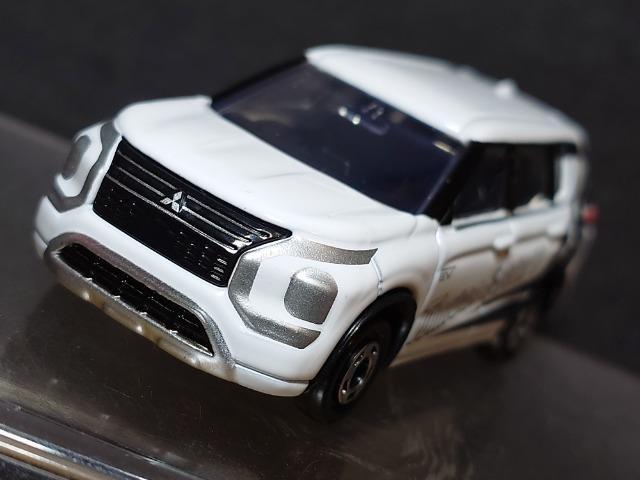 ★トミカ組み立て工場★第10弾 三菱アウトランダーPHEV★ < ホビー ★トミカ組み立て工場★第10弾 三菱アウトランダーPHEV★ < ホビーの