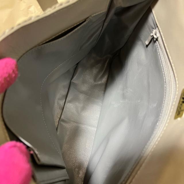 �y�V�܂̈�i�z�y�����[�_�n�Z�K���z �n���h�o�b�O �O���[ �_�炩�E���E�y�� �� �����t�@�b�V������ 