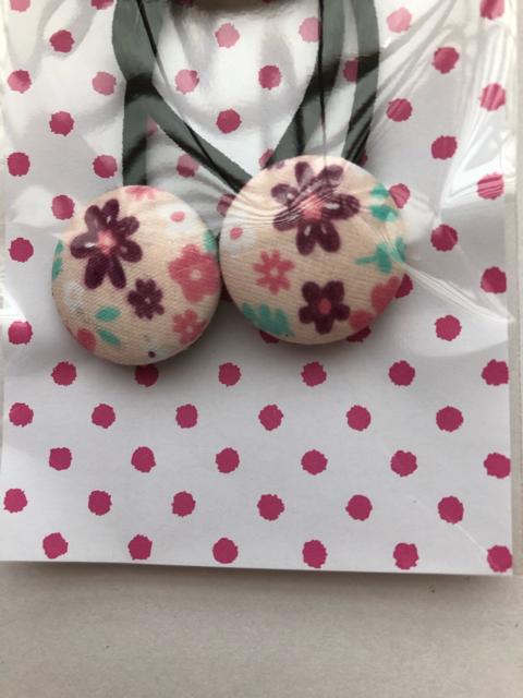 ハンドメイド  ヘアゴム くるみボタン ツイン コットン 花 < 女性ファッション  ハンドメイド  ヘアゴム くるみボタン ツイン コットン 花 < 女性ファッションの