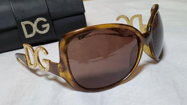 正規廃盤 ドルチェ&ガッバーナ D&G エンブレムロゴサングラス 茶 金 石 ビッグレンズL ラグジュアリーアイウェア 男女兼用〇 < ブランド  正規廃盤 ドルチェ&ガッバーナ D&G エンブレムロゴサングラス 茶 金 石 ビッグレンズL ラグジュアリーアイウェア 男女兼用〇 < ブランドの