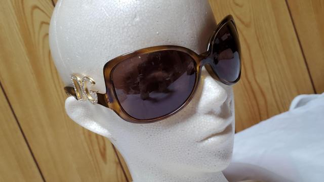 正規廃盤 ドルチェ&ガッバーナ D&G エンブレムロゴサングラス 茶 金 石 ビッグレンズL ラグジュアリーアイウェア 男女兼用〇 < ブランド  正規廃盤 ドルチェ&ガッバーナ D&G エンブレムロゴサングラス 茶 金 石 ビッグレンズL ラグジュアリーアイウェア 男女兼用〇 < ブランドの
