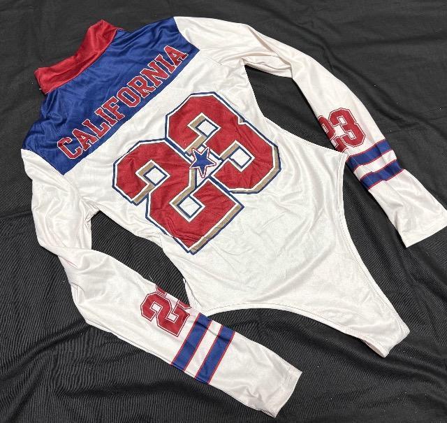 �X�|�[�e�B�[�ȃ��j�z�[�����f�U�C�����C�x���g�ߑ��p�n�C���O���I�^�[�h��M�T�C�Y �� ���W���[/�X�|�[�c�� 