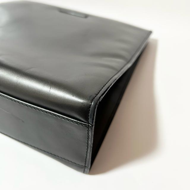 GUCCI グッチ レザー 2way ハンドバッグ ショルダーバッグ メタリックグレー < ブランド GUCCI グッチ レザー 2way ハンドバッグ ショルダーバッグ メタリックグレー < ブランドの