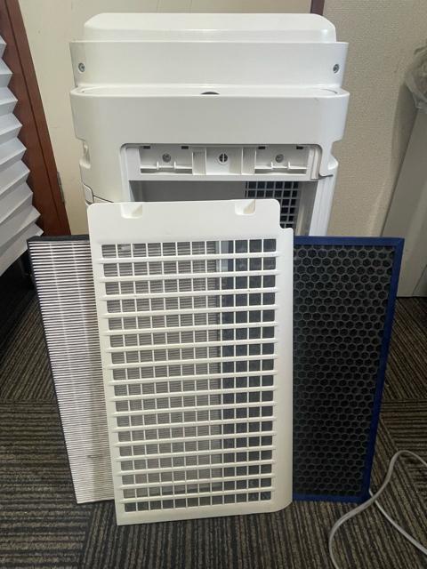 シャープ 加湿空気清浄機 KC-N50-W SHARP プラズマクラスター7000 < 家電/AV シャープ 加湿空気清浄機 KC-N50-W SHARP プラズマクラスター7000 < 家電/AVの