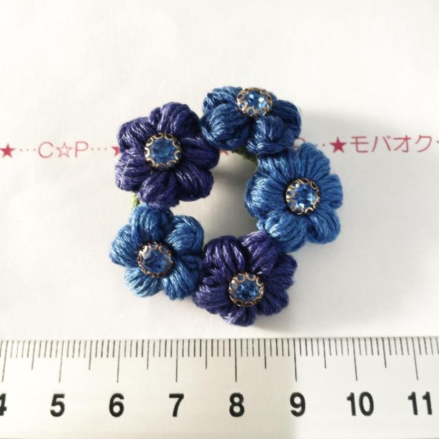 3*ハンドメイド♪ぷっくりお花のリースブローチ 7 < 女性ファッション 3*ハンドメイド♪ぷっくりお花のリースブローチ 7 < 女性ファッションの
