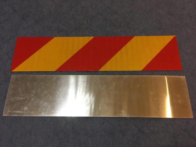 大型車用 反射板 リフレクター 後部 追突防止 赤 黄 左右 対称 トラック トレーラー バス 後部 2枚組 (アルミ板) < 自動車/バイク 大型車用 反射板 リフレクター 後部 追突防止 赤 黄 左右 対称 トラック トレーラー バス 後部 2枚組 (アルミ板) < 自動車/バイク