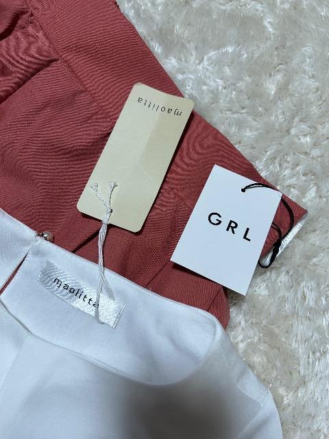 新品タグ付きGRLギャザースカート& maolittaブラウス < ブランド  新品タグ付きGRLギャザースカート& maolittaブラウス < ブランドの