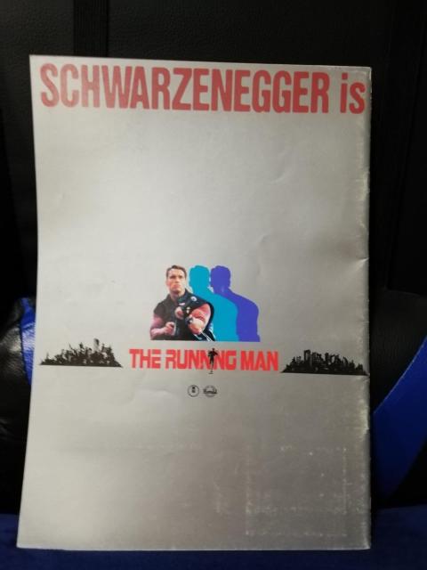 【映画パンフレット】バトルランナー アーノルド・シュワルツェネッガー 主演 < CD/DVD/ビデオ 【映画パンフレット】バトルランナー アーノルド・シュワルツェネッガー 主演 < CD/DVD/ビデオの