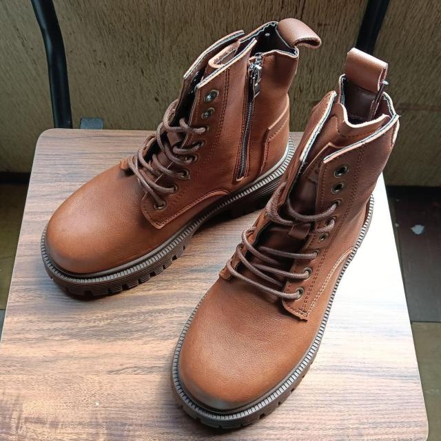 Vi 22.5cm fB[X u[c uE  V[Y V[gu[c   t@bV 