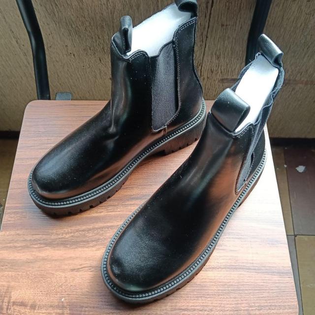 新品 23cm レディース ブーツ ブラック 厚底 シューズ ショートブーツ < 女性ファッション  新品 23cm レディース ブーツ ブラック 厚底 シューズ ショートブーツ  < 女性ファッションの