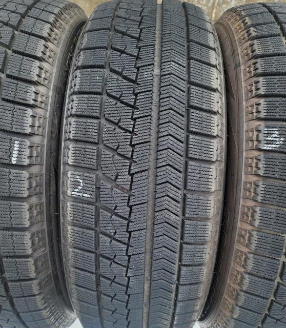 バリ溝 17インチスタッドレス タイヤ BS BRIDGESTONE BLIZZAK VRX 215/60R17 タイヤのみ4セッ < 自動車/バイク バリ溝 17インチスタッドレス タイヤ BS BRIDGESTONE BLIZZAK VRX 215/60R17 タイヤのみ4セッ < 自動車/バイク