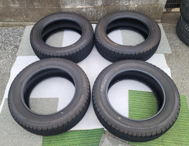 バリ溝 17インチスタッドレス タイヤ BS BRIDGESTONE BLIZZAK VRX 215/60R17 タイヤのみ4セッ < 自動車/バイク バリ溝 17インチスタッドレス タイヤ BS BRIDGESTONE BLIZZAK VRX 215/60R17 タイヤのみ4セッ < 自動車/バイク