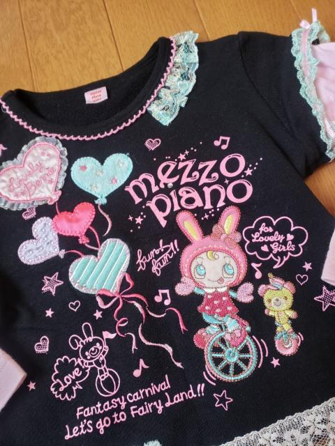 ☆新品同様☆メゾピアノ☆重ね着風トレーナー☆90 < ブランド  ☆新品同様☆メゾピアノ☆重ね着風トレーナー☆90 < ブランドの