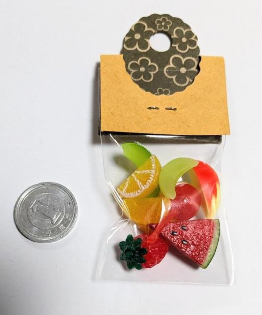 ミニチュア★10個セット★リカちゃんやシルバニアに★ドールハウス★お買い得★ < おもちゃ  ミニチュア★10個セット★リカちゃんやシルバニアに★ドールハウス★お買い得★ < おもちゃの