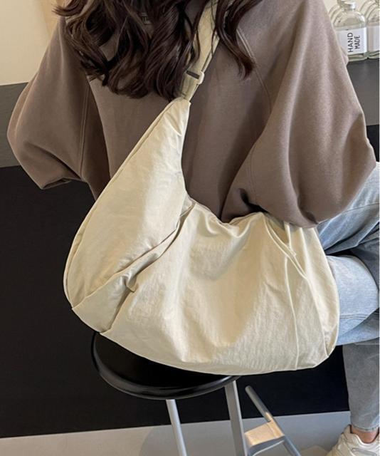 送料無料 新品 ショルダーバッグ レディース ナイロン < 女性ファッション  送料無料 新品 ショルダーバッグ レディース ナイロン < 女性ファッションの