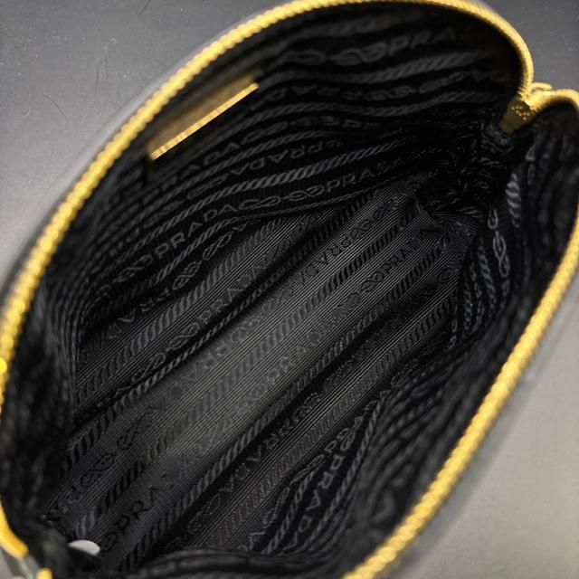 即決 PRADA プラダ 化粧ポーチ コスメポーチ 1ND005 ブラック < ブランド  即決 PRADA プラダ 化粧ポーチ コスメポーチ 1ND005 ブラック < ブランドの