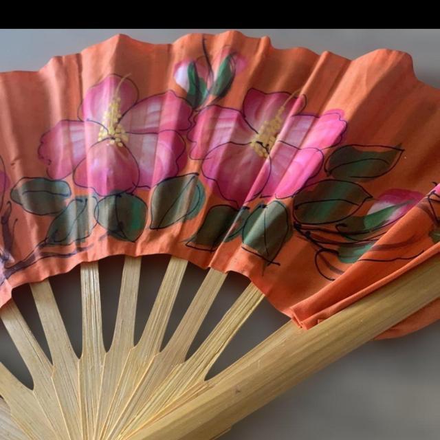 AWAnCrXJXBIWfUCAqB  t@bV 