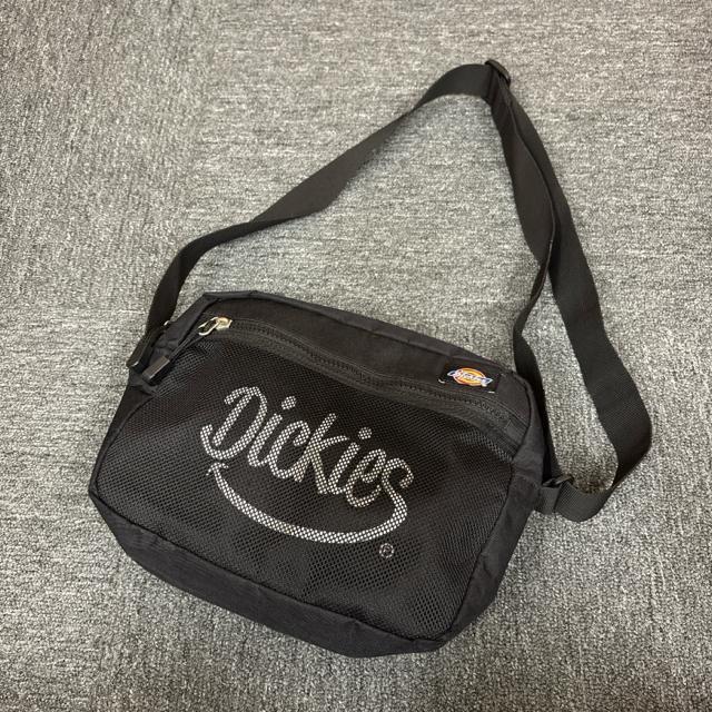 ���� Dickies �f�B�b�L�[�Y �V�����_�[�o�b�O �u���b�N  �� �u�����h�� 