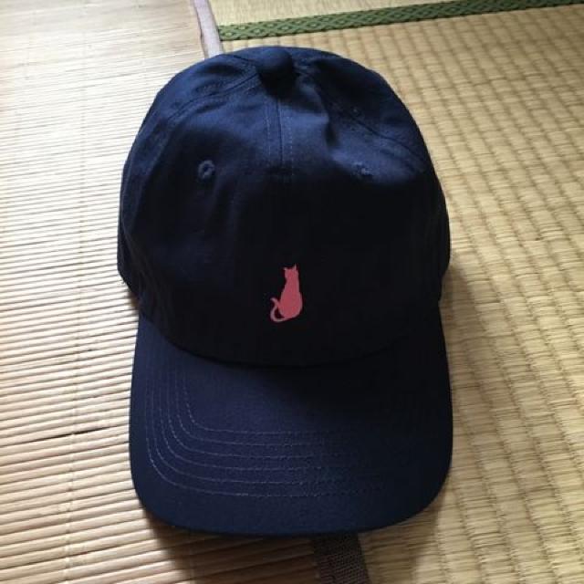 レディースサイズ・ワンポイント猫シルエット刺繍帽子。ネイビー < 女性ファッション  レディースサイズ・ワンポイント猫シルエット刺繍帽子。ネイビー  < 女性ファッションの