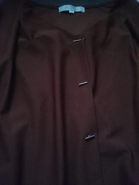 grove グローブ☆ボタンデザイントップス★タック入り☆ブラウン★ < ブランド  grove グローブ☆ボタンデザイントップス★タック入り☆ブラウン★ < ブランドの