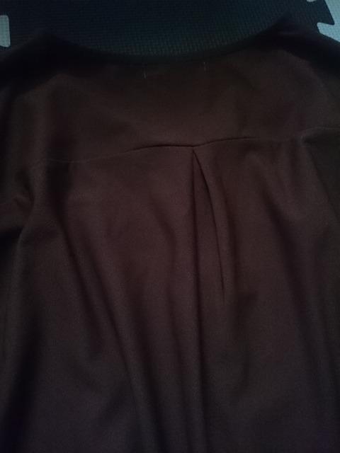 grove グローブ☆ボタンデザイントップス★タック入り☆ブラウン★ < ブランド  grove グローブ☆ボタンデザイントップス★タック入り☆ブラウン★ < ブランドの