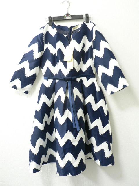 ワンピース ・ひざ丈スカート ・未着用 ◆Mサイズ・150-160 < 女性ファッション  ワンピース ・ひざ丈スカート ・未着用 ◆Mサイズ・150-160  < 女性ファッションの