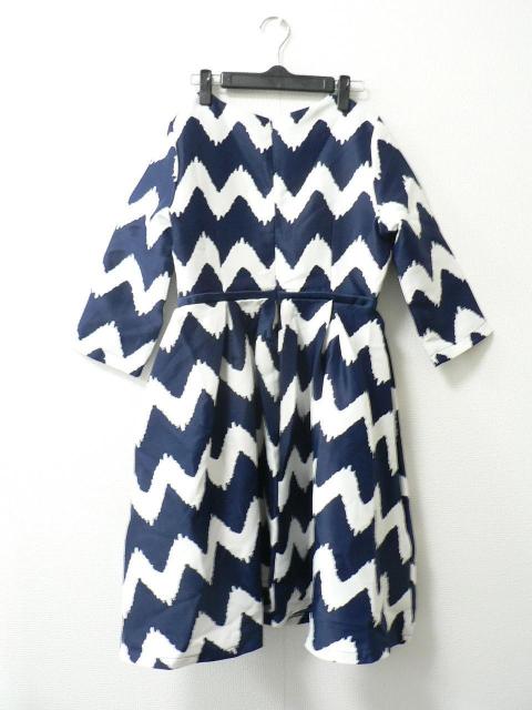 ワンピース ・ひざ丈スカート ・未着用 ◆Mサイズ・150-160 < 女性ファッション  ワンピース ・ひざ丈スカート ・未着用 ◆Mサイズ・150-160 < 女性ファッションの