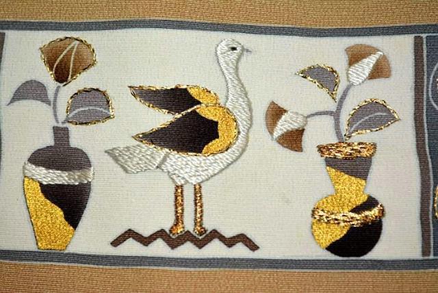 【最高級】新品同様 金駒シシュウ 金糸 シシュウ 草花 花壺 鳥 粋な付下げ 身丈166.5cm 裄丈64.5cm T3281 < 女性ファッション  【最高級】新品同様 金駒シシュウ 金糸 シシュウ 草花 花壺 鳥 粋な付下げ 身丈166.5cm 裄丈64.5cm T3281 < 女性ファッションの