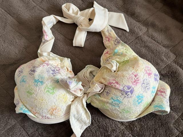 タンス整理品 衣類 おまとめOK 未使用品 ビキニ トップスのみ 11L < 女性ファッション  タンス整理品 衣類 おまとめOK 未使用品 ビキニ トップスのみ 11L < 女性ファッションの