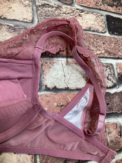 送料無料!大人気ブランド!【トリンプ】ノンワイヤーお洒落なレース付きブラジャー(ピンク・総レース) < 女性ファッション 送料無料!大人気ブランド!【トリンプ】ノンワイヤーお洒落なレース付きブラジャー(ピンク・総レース) < 女性ファッションの