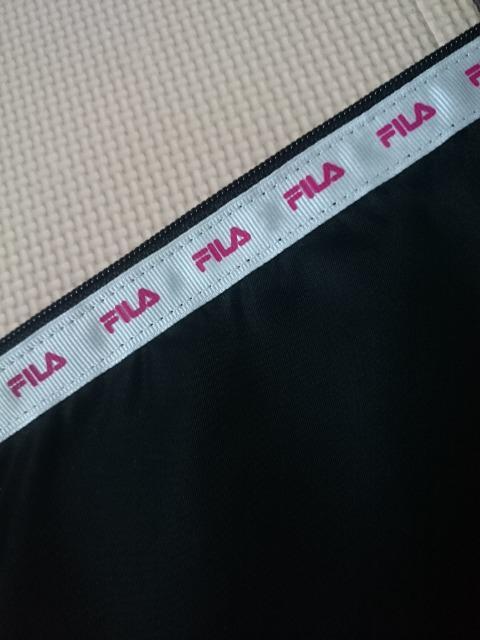 未使用☆FILA フィラ★ビッグポーチ☆収納ポーチ★ < 女性ファッション  未使用☆FILA フィラ★ビッグポーチ☆収納ポーチ★ < 女性ファッションの
