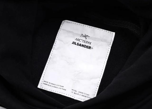 JIL SANDER ~ ARC'TERYX tN^[ R{p[J[ L VilI  uh 