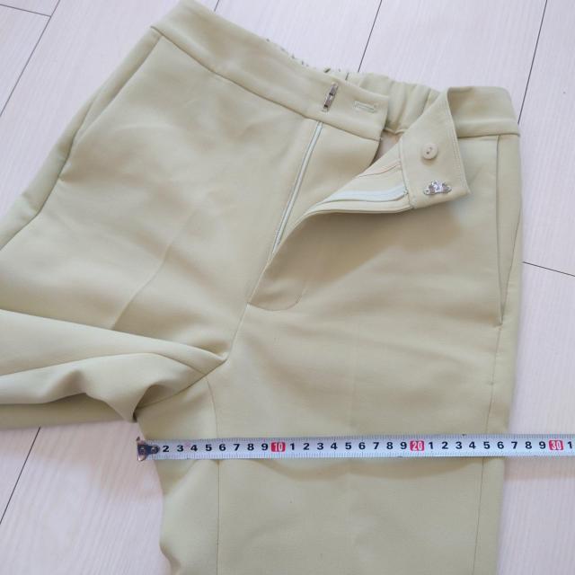 新品タグ付き ナノ・ユニバース 美シルエット テーパードパンツ S < ブランド  新品タグ付き ナノ・ユニバース 美シルエット テーパードパンツ S < ブランドの