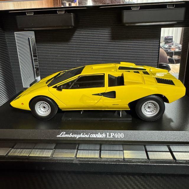 絶版未展示品 京商 1/18 ランボルギーニ カウンタック LP400 イエロー < ホビー  絶版未展示品 京商 1/18 ランボルギーニ カウンタック LP400 イエロー < ホビーの