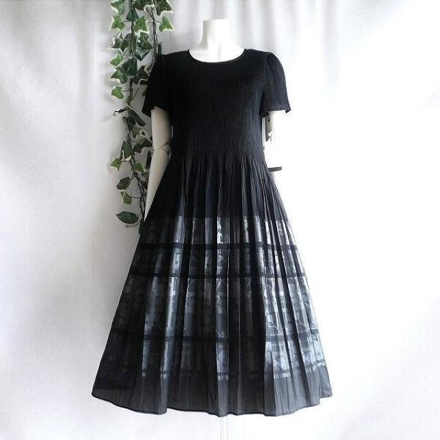 新品 9074 M 日本製 桐生織 プリーツ ワンピース 黒 ブラック 春 夏 秋 レディース 綿混 花模様 ペチコート 高級 < 女性ファッション 新品 9074 M 日本製 桐生織 プリーツ ワンピース 黒 ブラック 春 夏 秋 レディース 綿混 花模様 ペチコート 高級 < 女性ファッションの