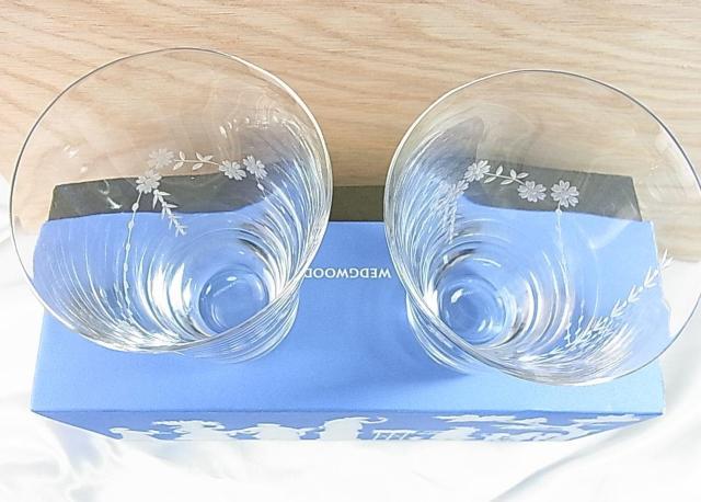 500�~�X�^�y���K�E���g�p�zWEDGWOOD�E�F�b�W�E�b�h�N���X�^���O���X 2�y�A�Z�b�g �t�����[�J�b�e�B���O