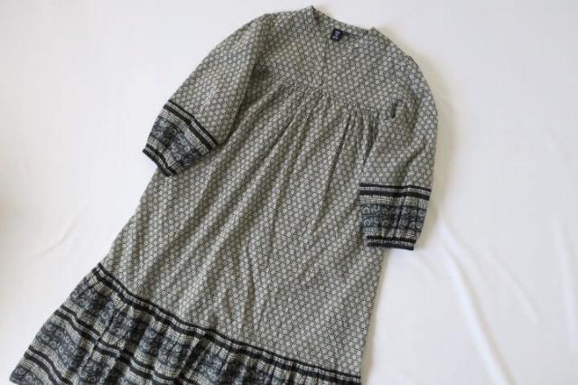 【ANNA SUI×ユニクロ】コットンワンピース(Mサイズ)新品タグ付 < 女性ファッション  【ANNA SUI×ユニクロ】コットンワンピース(Mサイズ)新品タグ付 < 女性ファッションの