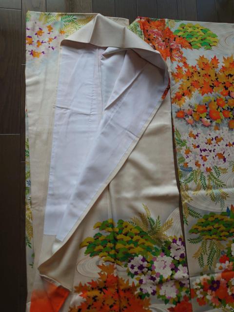 §USED、振袖、流水草花文、駒刺繍、暈し染め、金彩 < 女性ファッション  §USED、振袖、流水草花文、駒刺繍、暈し染め、金彩 < 女性ファッションの