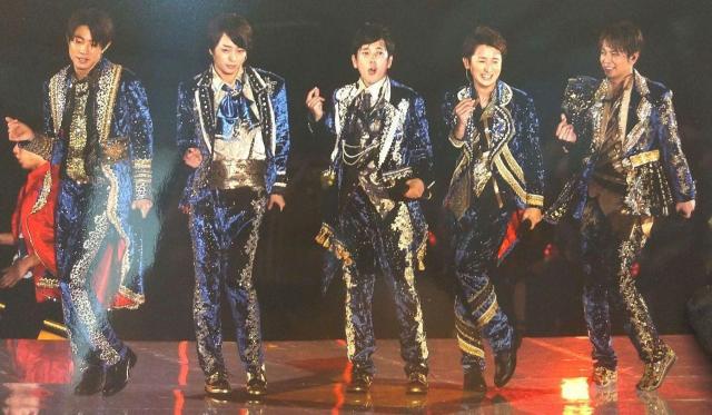 嵐の4 Seasons = 4 Season of ARASHI フォトレポート 嵐の4 フォトレポート」写真集 ジャニーズ研究会 < タレントグッズ  嵐の4 Seasons = 4 Season of ARASHI フォトレポート 嵐の4 フォトレポート」写真集 ジャニーズ研究会 < タレントグッズの