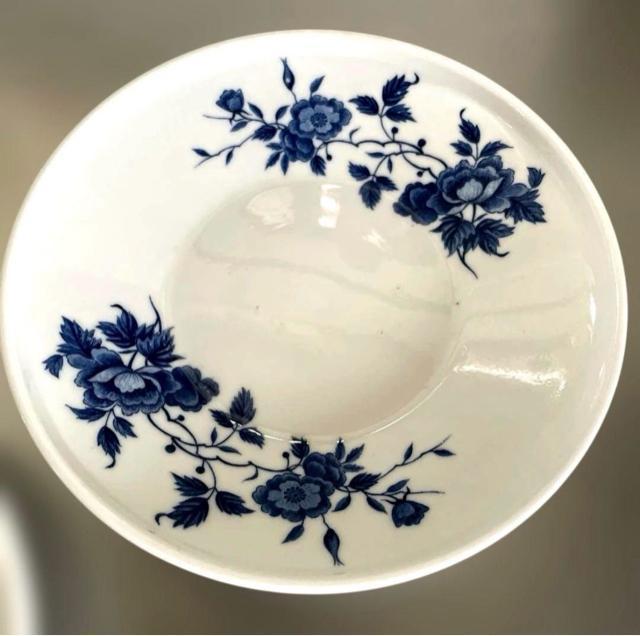 青い花柄の丸型皿 2点セット 昭和レトロ ヴィンテージ < インテリア/ライフ 青い花柄の丸型皿 2点セット 昭和レトロ ヴィンテージ < インテリア/ライフの