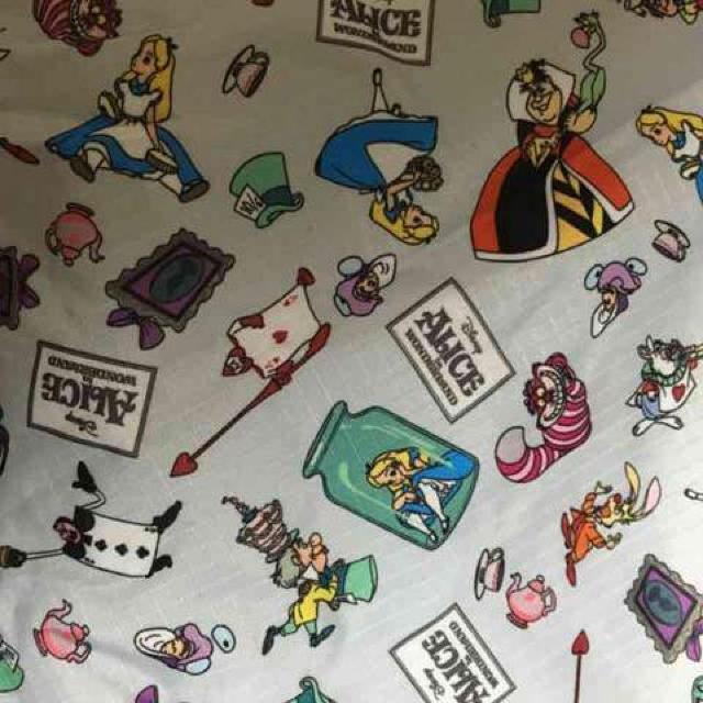 ディズニー・ポケッタブルトートバッグ。アリス&キャラクター柄 < ブランド ディズニー・ポケッタブルトートバッグ。アリス&キャラクター柄 < ブランドの