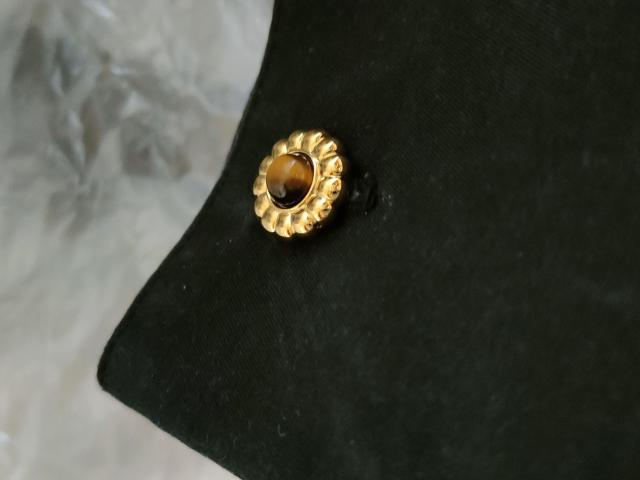 正規未 レア イヴサンローラン YSL カメリア カフス コンポジットカボションクリスタル カフリンクス フラワーボタン 付属有 < ブランド  正規未 レア イヴサンローラン YSL カメリア カフス コンポジットカボションクリスタル カフリンクス フラワーボタン 付属有 < ブランドの