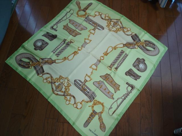 ★トラサルディ TRUSSARDI シルクデザインスカーフ★使用2・3度!再値下げ!最終出品! < ブランド ★トラサルディ TRUSSARDI シルクデザインスカーフ★使用2・3度!再値下げ!最終出品! < ブランドの